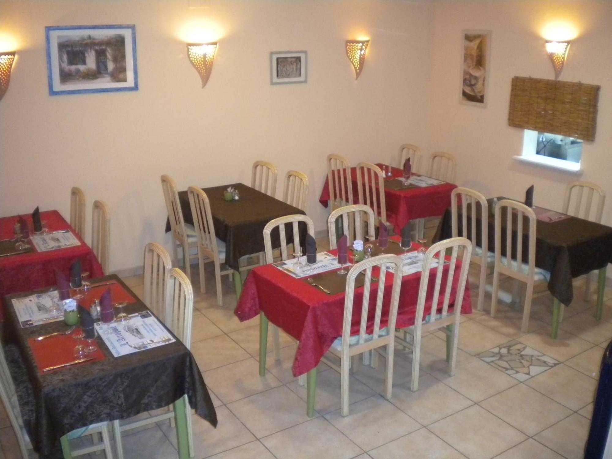 Hotel L'Acropole Nissan-lez-Enserune Extérieur photo