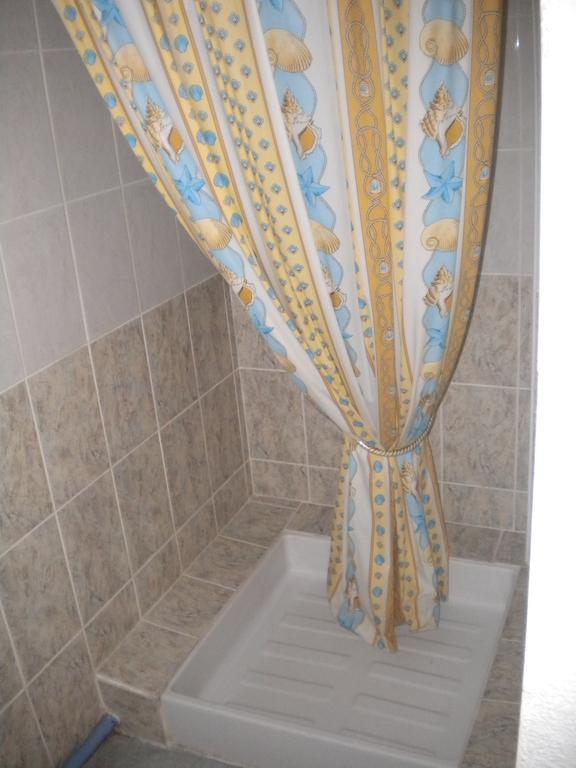 Hotel L'Acropole Nissan-lez-Enserune Chambre photo